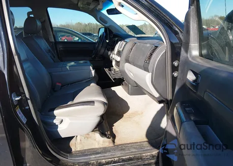 2010 Toyota Tundra Grade 4.6L V8 from USA, damaged, VIN 5TFRM5F15AX003428